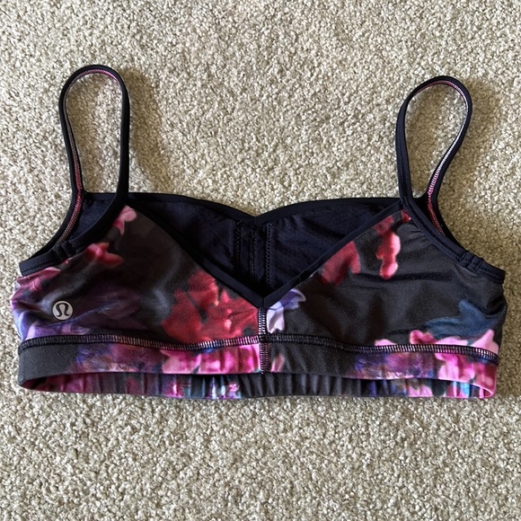 Lululemon bra - Picture 4 of 8